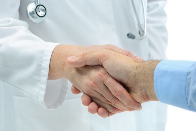 Consultarea unui medic pentru a crește un membru