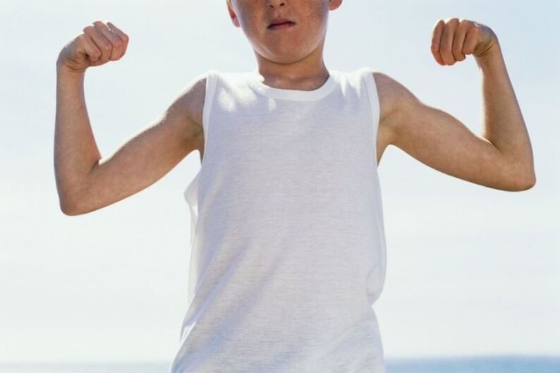 Adolescent sever si marirea penisului la 14 ani